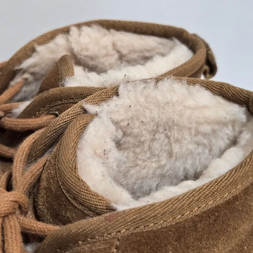 UGG Neumel II Kids Size US 3 / 35 Chestnut Suede Chukka Boots‎ Lace-Up 1017320K